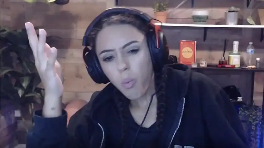 League of Legends: Streamer é banida permanentemente por comportamento tóxico