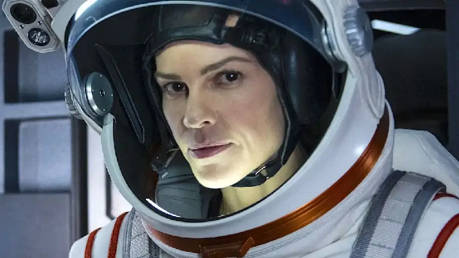 Away: Hilary Swank é astronauta em primeiro trailer de série da Netflix
