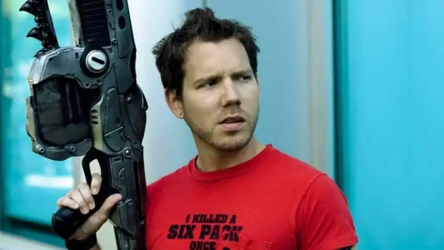 Cliff Bleszinski está voltando? Criador de Gears of War anuncia que está trabalhando em “algo novo”